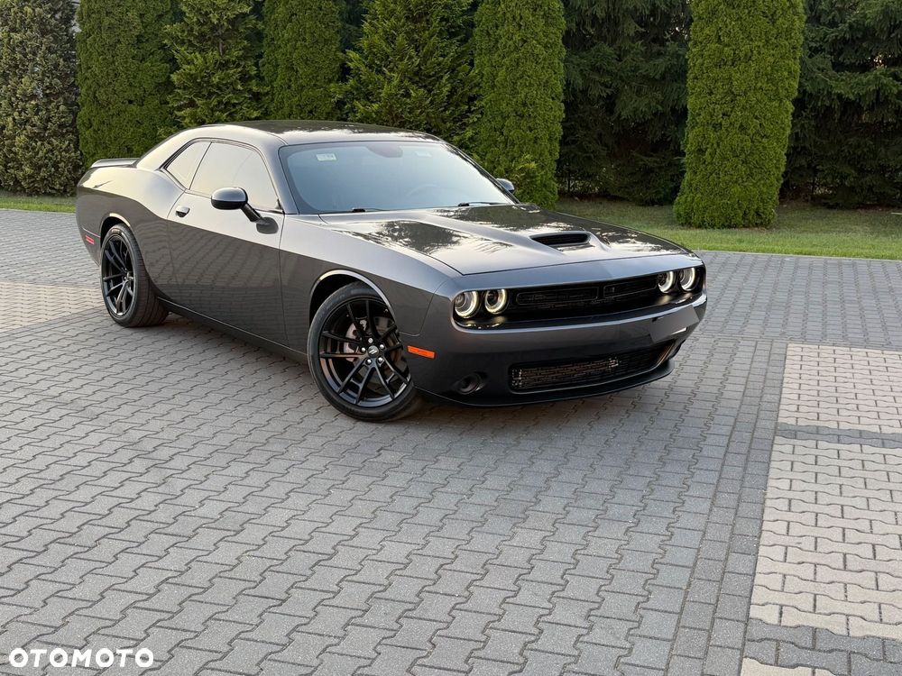 Dodge Challenger - 5