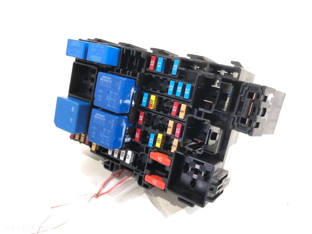 SKRZYNKA BEZPIECZNIKÓW  RENAULT CLIO V (B7_) 2019 - 2022 1.0 TCe 100 (B7MT) 74 kW [101 KM] benzyna - 1