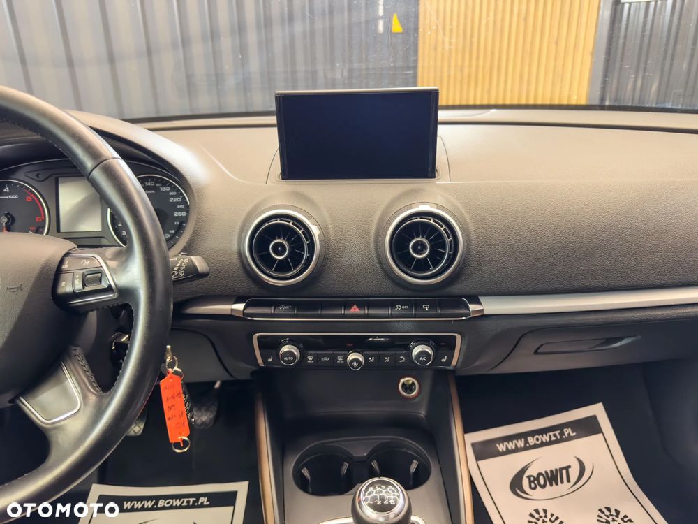 Audi A3 Sportback 1.6 TDI ultra Attraction - 27