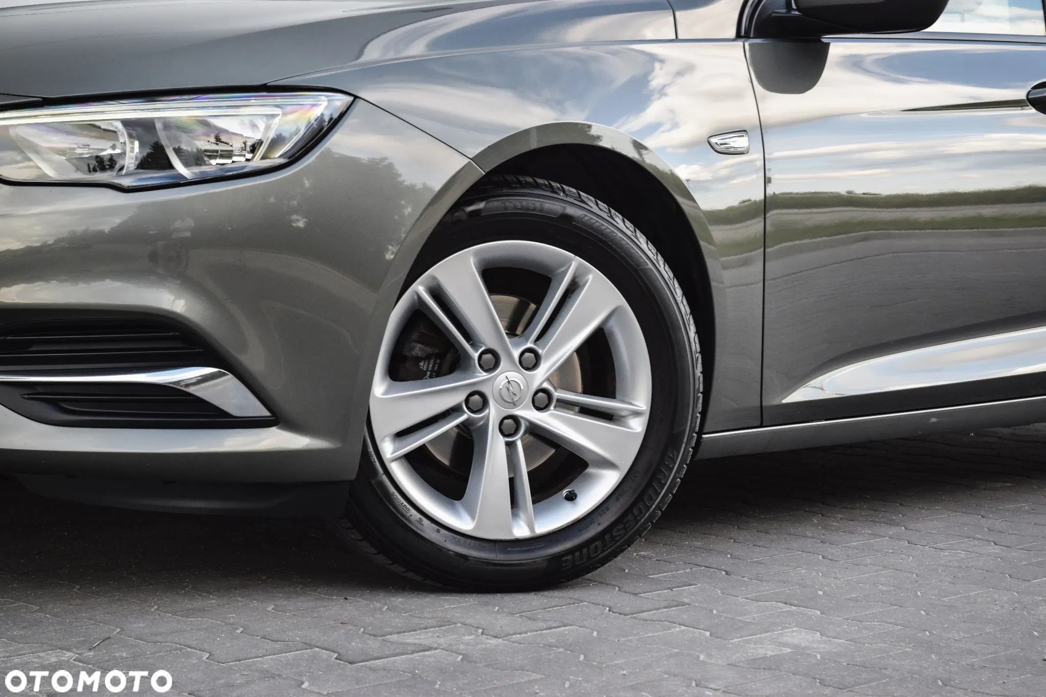 Opel Insignia 1.5 T GPF Elite S&S - 17