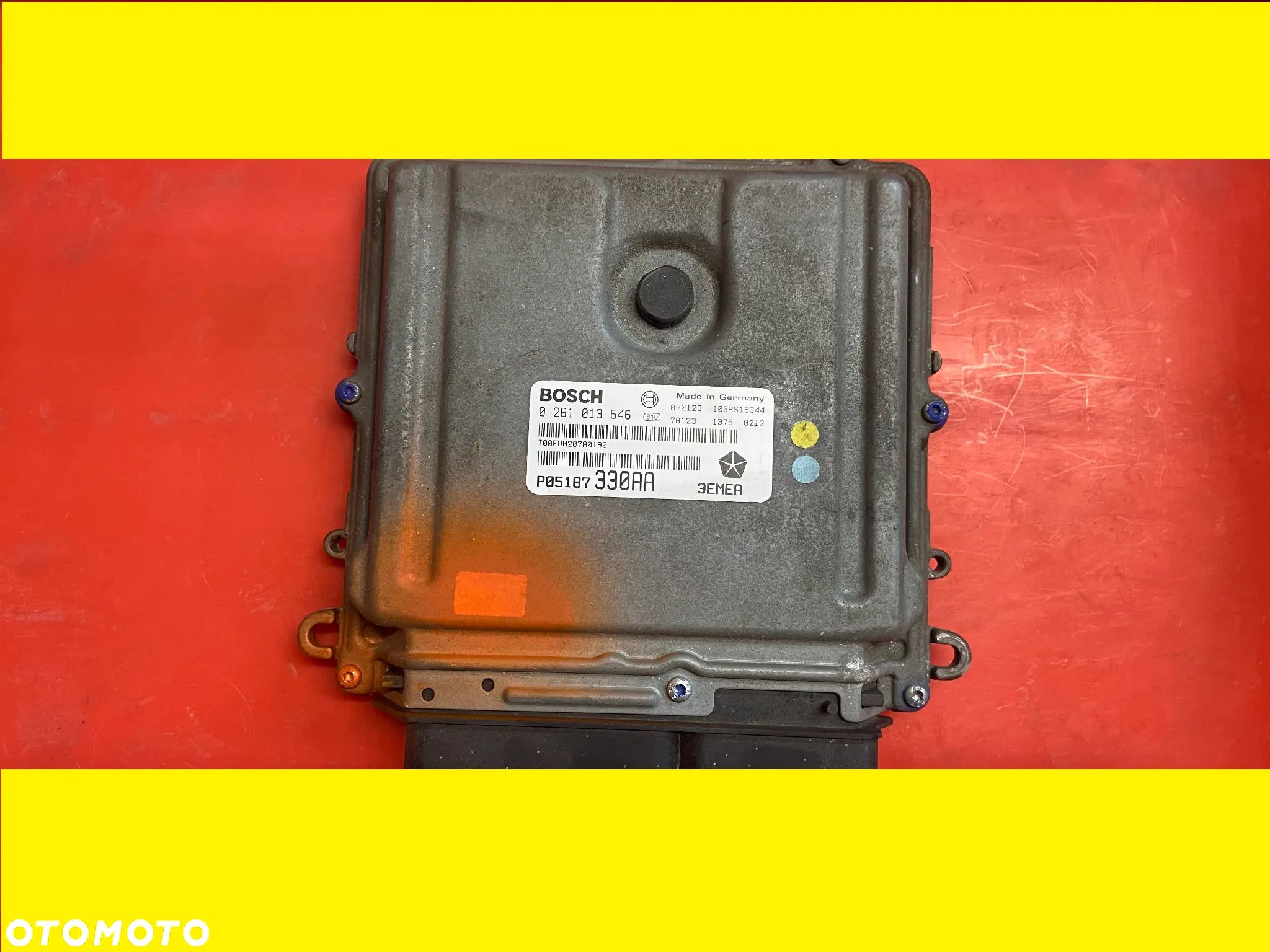 STEROWNIK SILNIKA KOMPUTER  JEEP COMMANDER 3.0 0281013646  P05187330AA 0 281 013 646 - 1