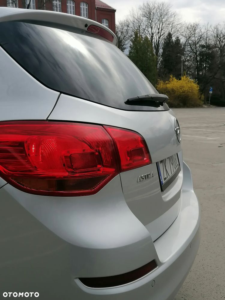 Opel Astra 1.4 Turbo - 5