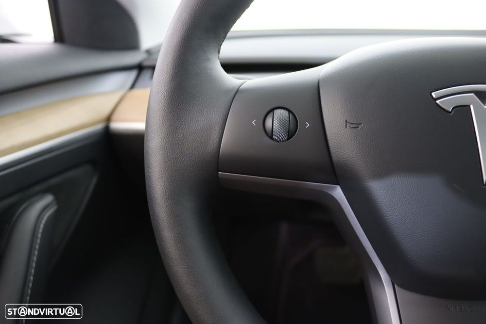 Tesla Model 3 Long Range RWD - 18