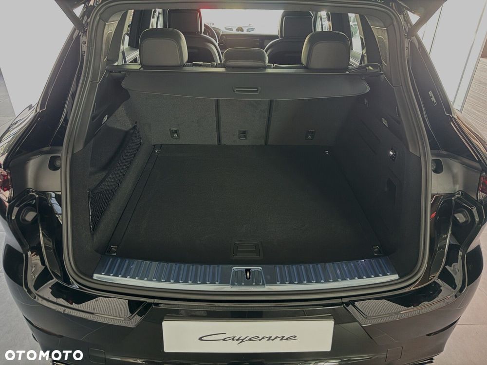 Porsche Cayenne - 31