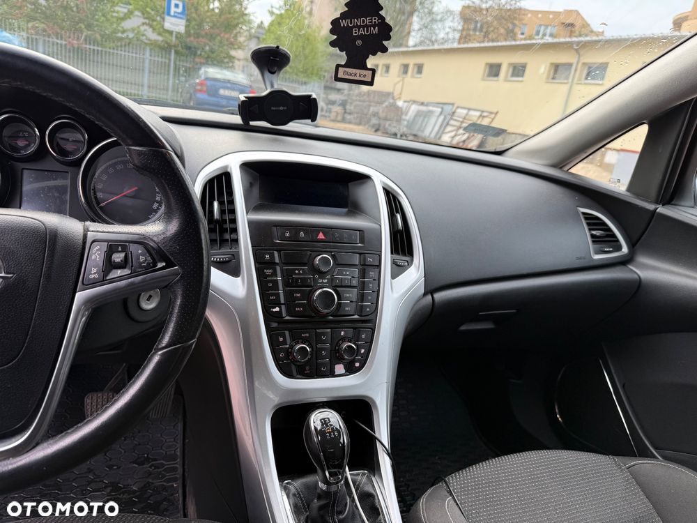 Opel Astra 2.0 CDTI Cosmo - 19