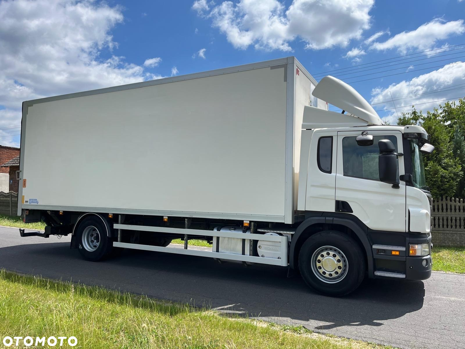 Scania P230 KONTENER boczne drzwi 260tys.km. SUPER STAN 18palet - 7