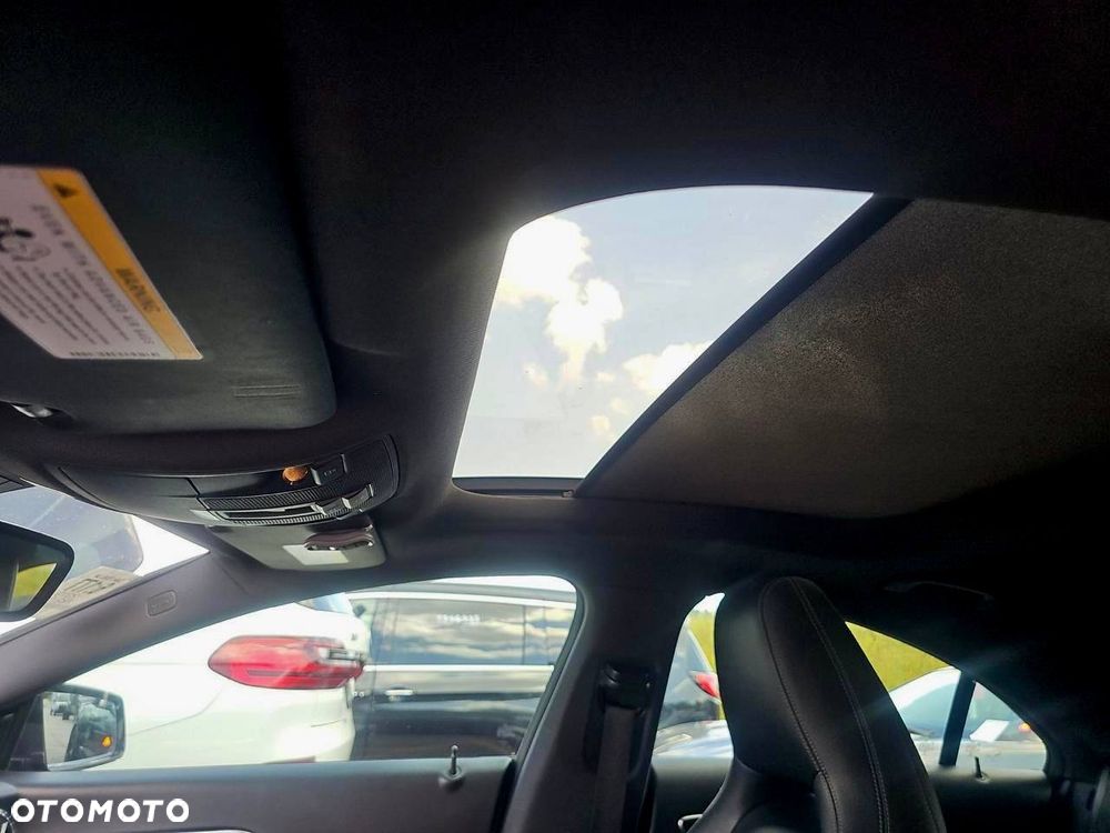 Mercedes-Benz CLA 250 4-Matic AMG Line - 13