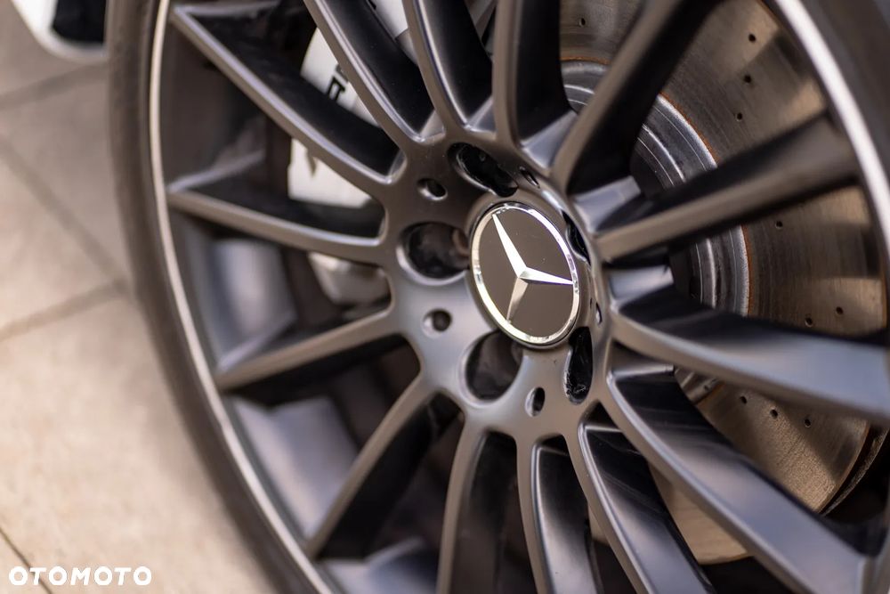 Mercedes-Benz Klasa A 35 AMG 4-Matic 7G-DCT - 39