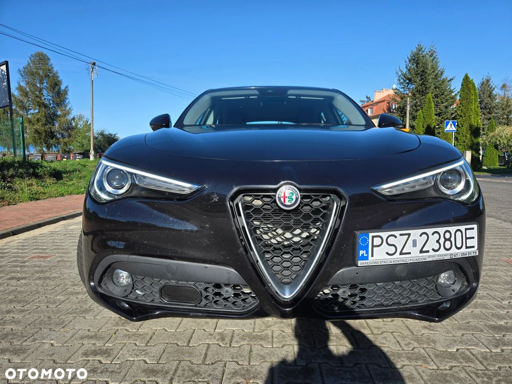 Alfa Romeo Stelvio 2.2 JTDM - 5