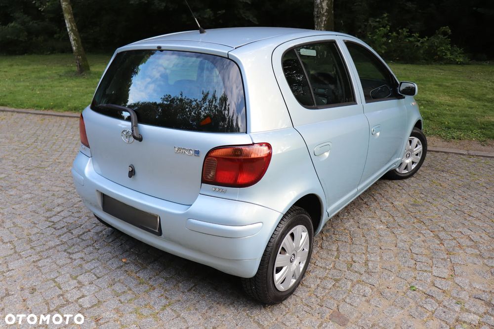 Toyota Yaris 1.0 Blue - 26