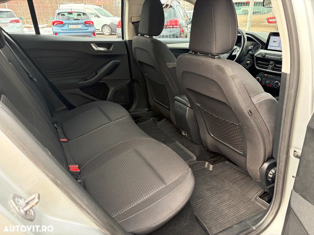 Ford Focus 1.0 EcoBoost Connected - 28