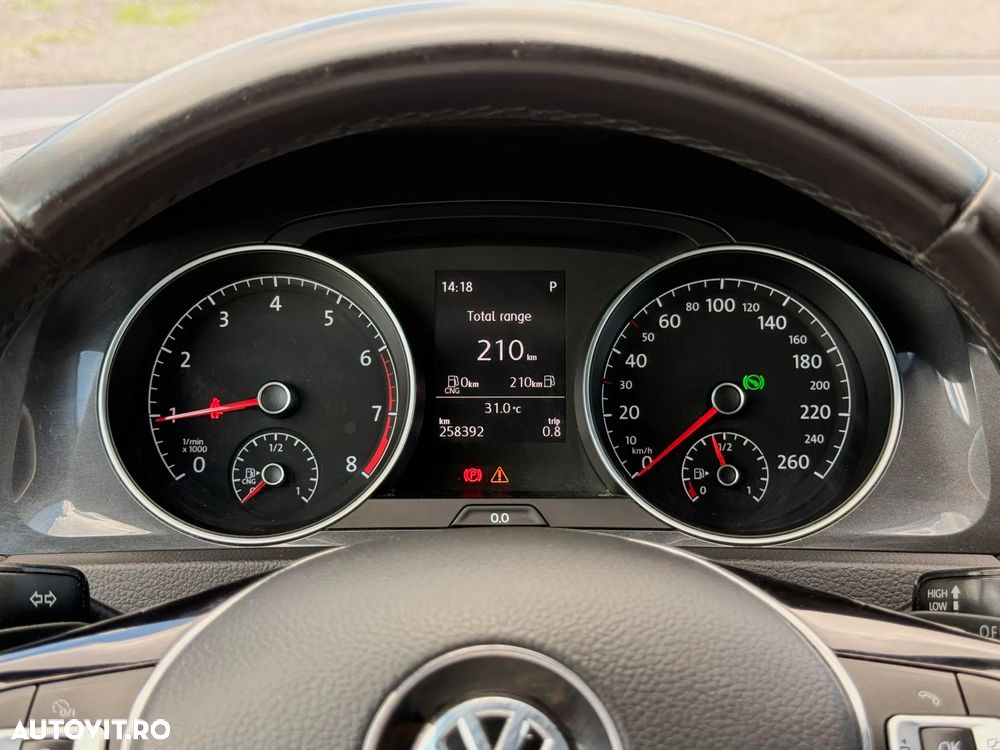 Volkswagen Golf 1.4 BlueMotion DSG Comfortline - 11