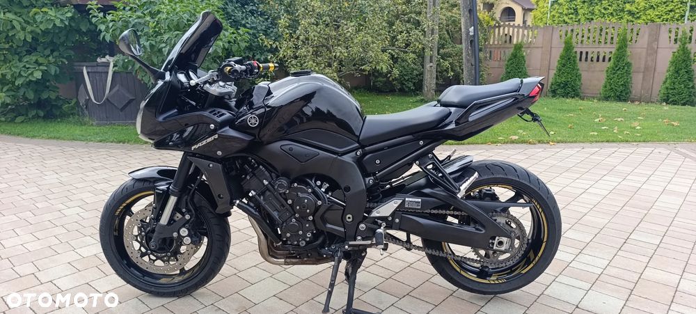 Yamaha FZ - 2