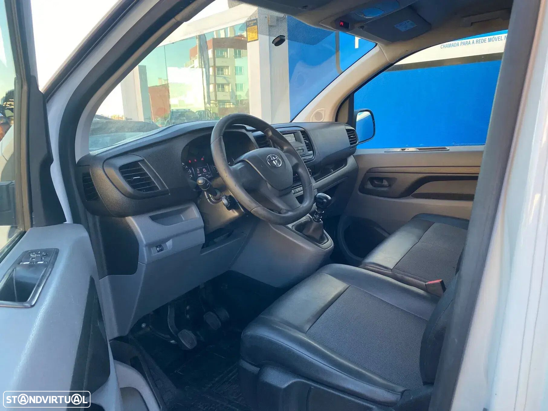 Toyota Proace City 1.5D L2 Comfort Plus - 10