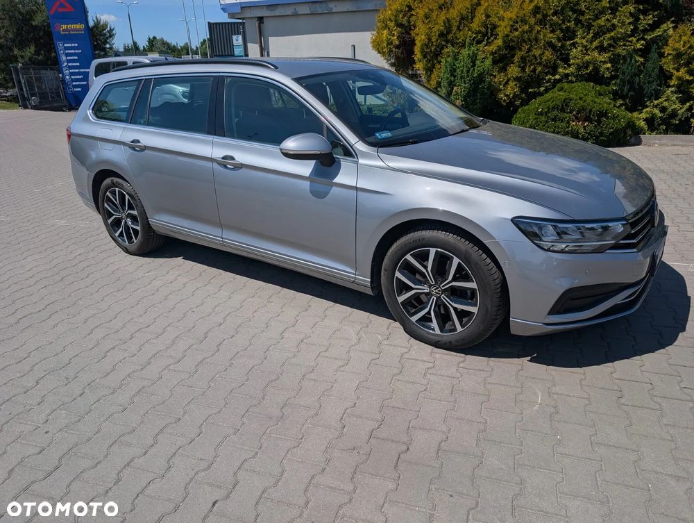 Volkswagen Passat 1.5 TSI EVO Business DSG - 2