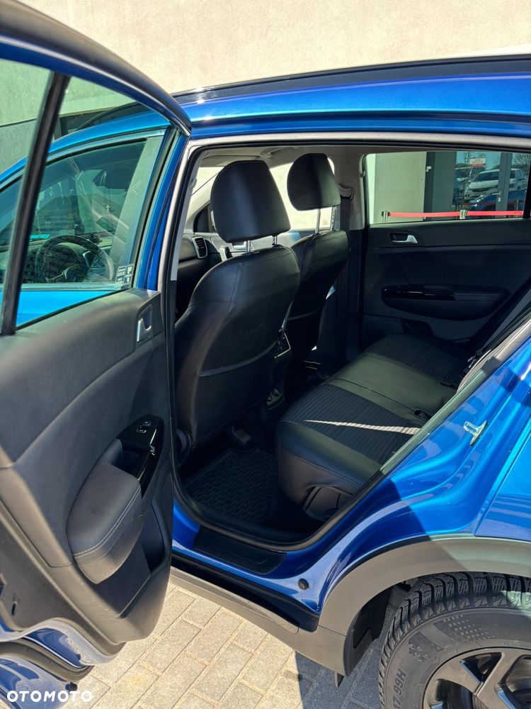Kia Sportage 1.6 CRDI MHEV Black Edition 4WD DCT - 9