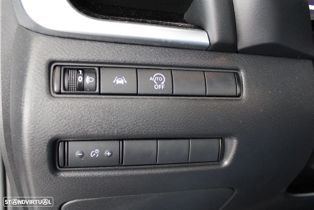 Nissan Qashqai 1.3 DIG-T N-Connecta - 15