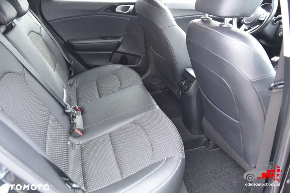 Kia XCeed - 21