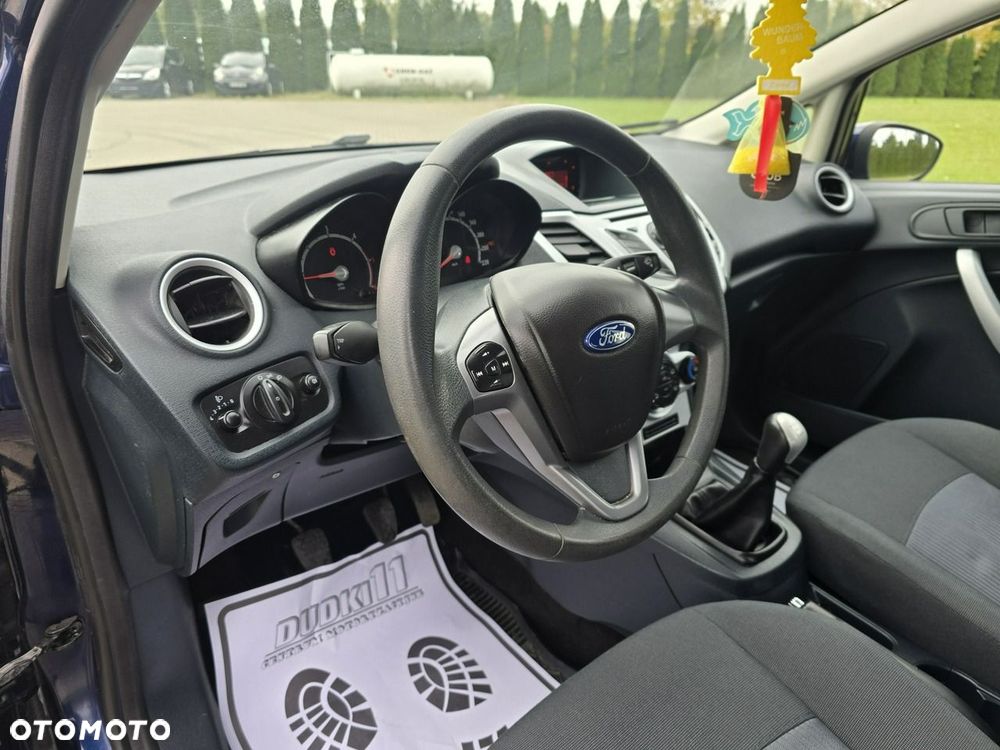 Ford Fiesta - 16