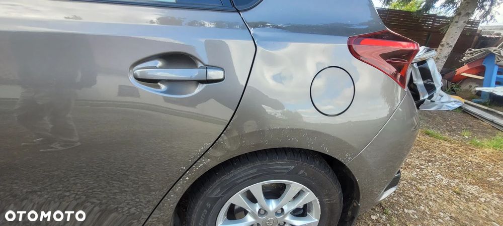 Toyota Auris 1.33 VVT-i Life - 11