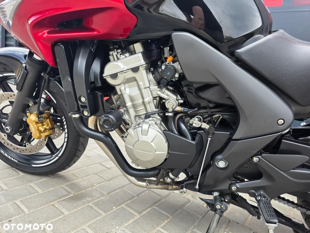Honda CBF - 24