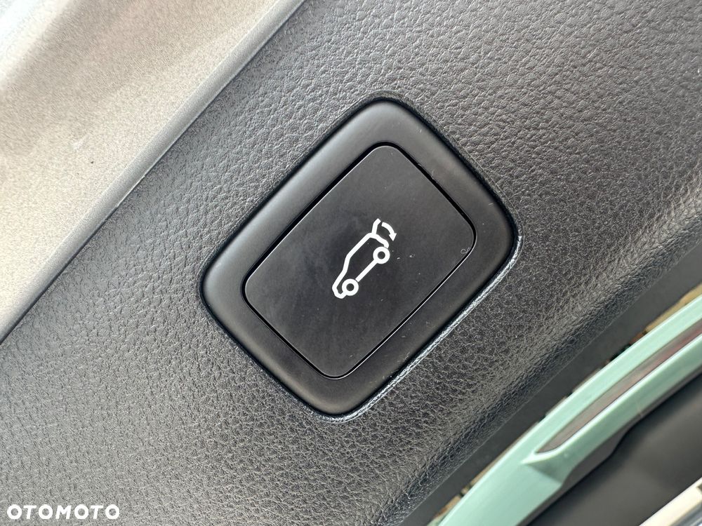 MG HS 1.5 T-GDI Exclusive DCT - 30