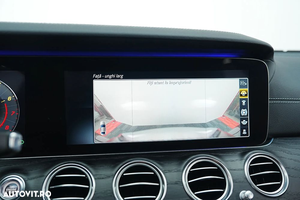 Mercedes-Benz E 300 9G-TRONIC AMG Line - 34