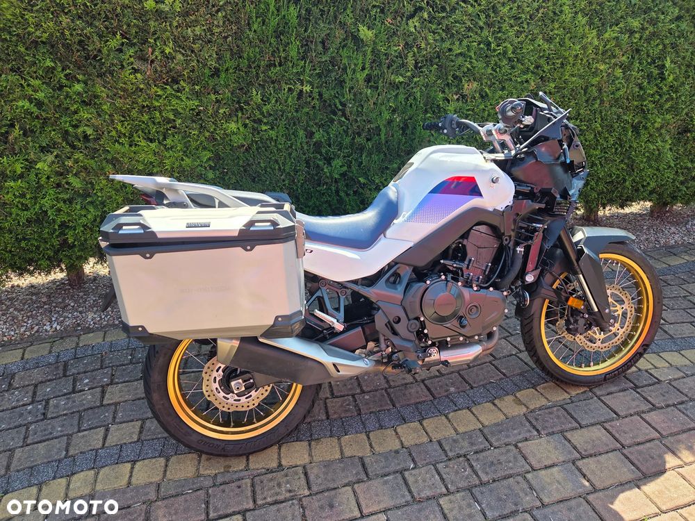 Honda Transalp - 8