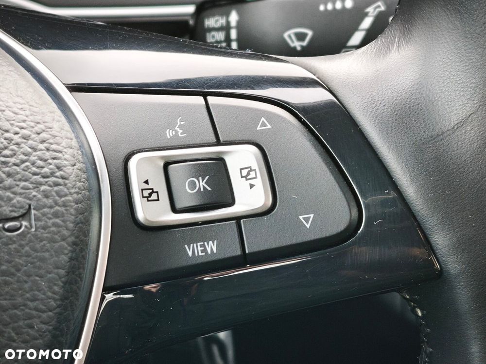 Volkswagen Polo 1.0 TSI Highline - 23