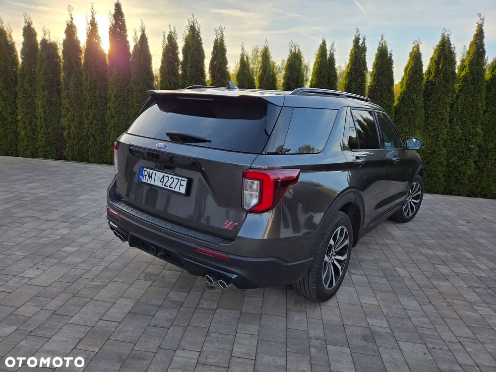 Ford Explorer - 2