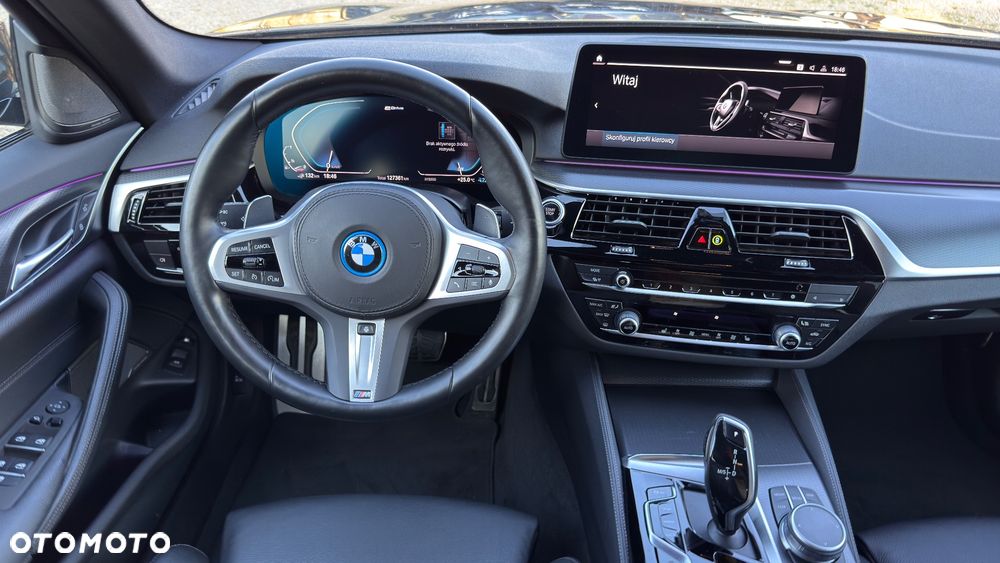 BMW Seria 5 530e xDrive M Sport sport - 7