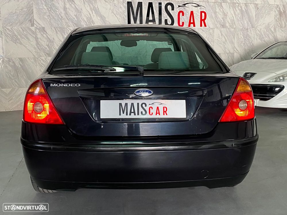 Ford Mondeo 2.0 TDdi Ghia - 6
