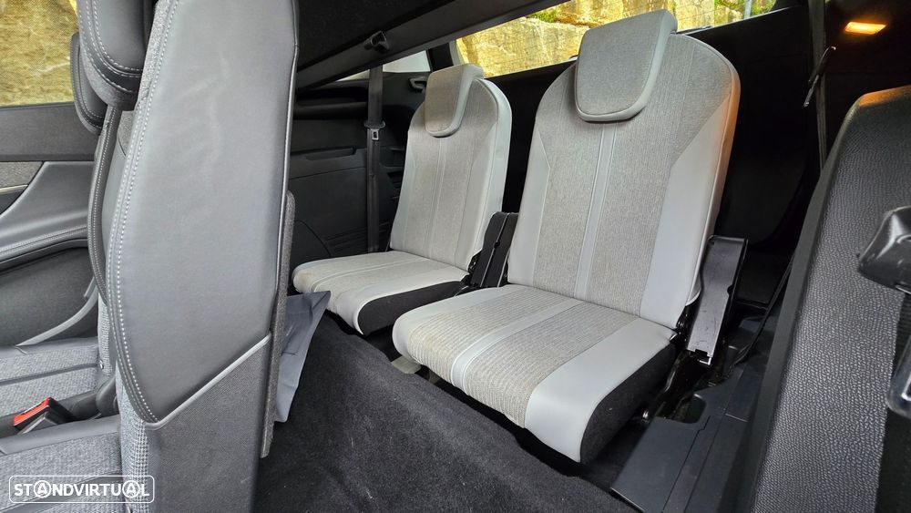 Peugeot 5008 1.5 BlueHDi Active - 58