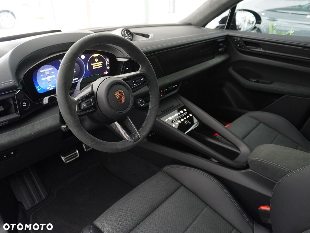 Porsche Macan GTS 100kWh - 33