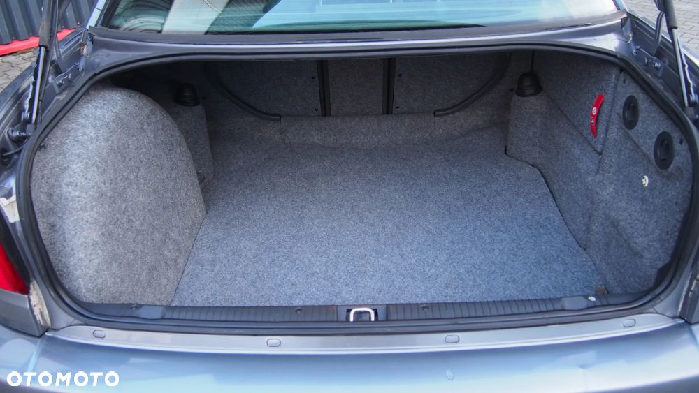 Opel Omega 2.2 Elegance - 20
