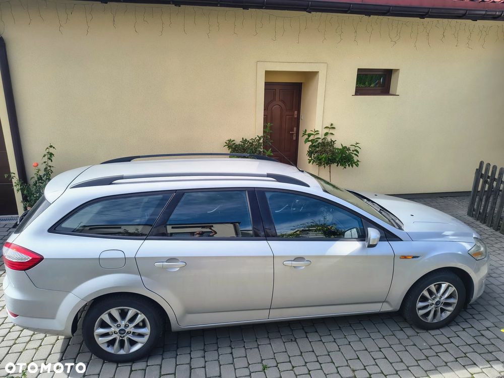 Ford Mondeo - 9