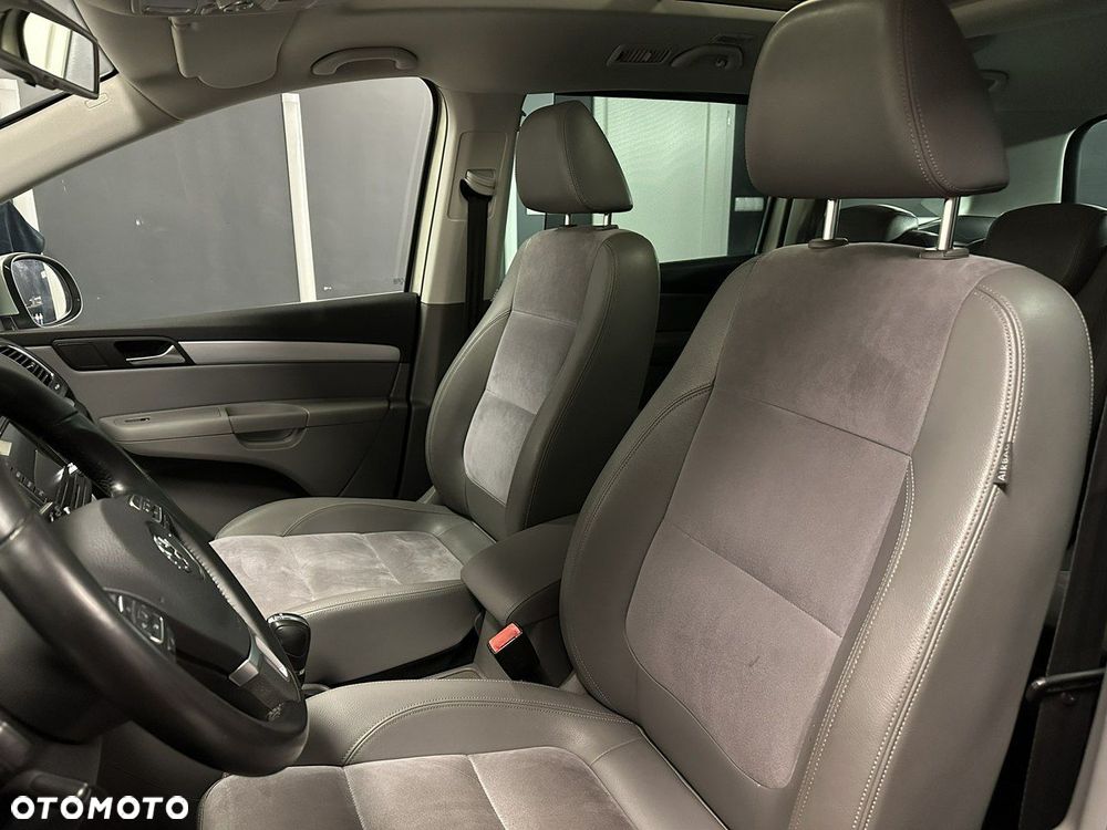 Volkswagen Sharan 2.0 TDI Highline DSG - 8