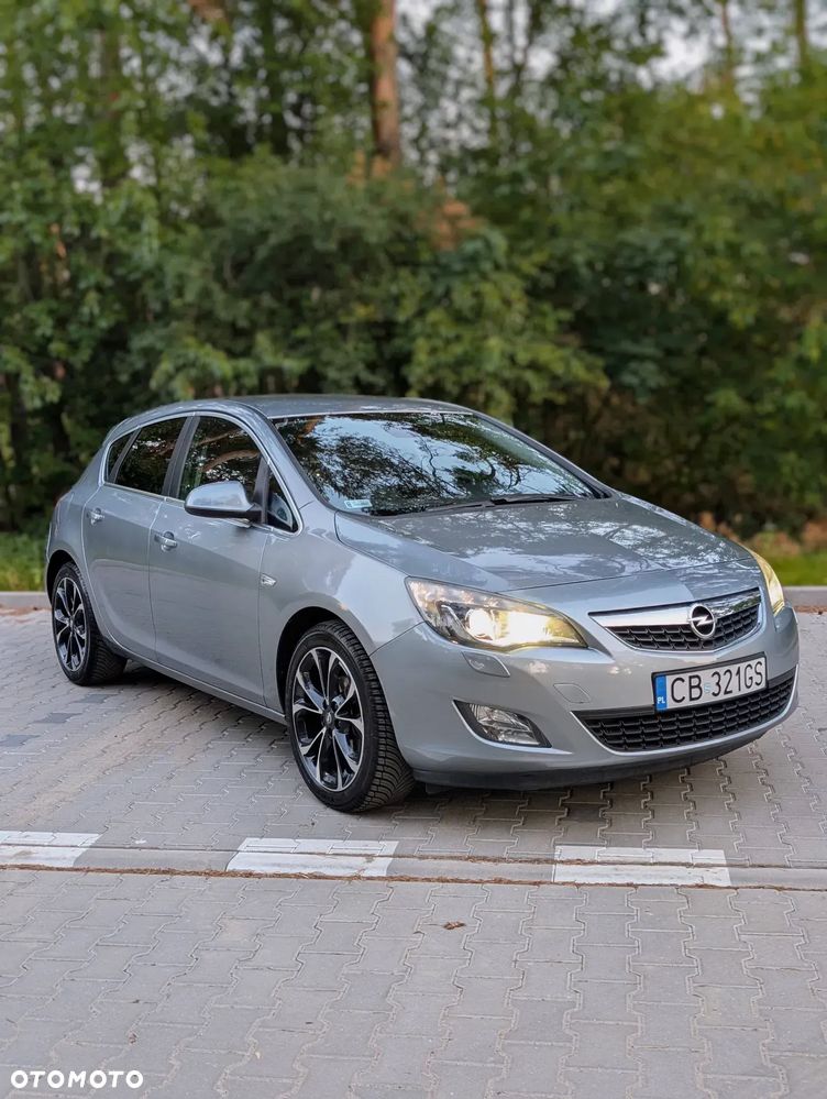 Opel Astra - 2