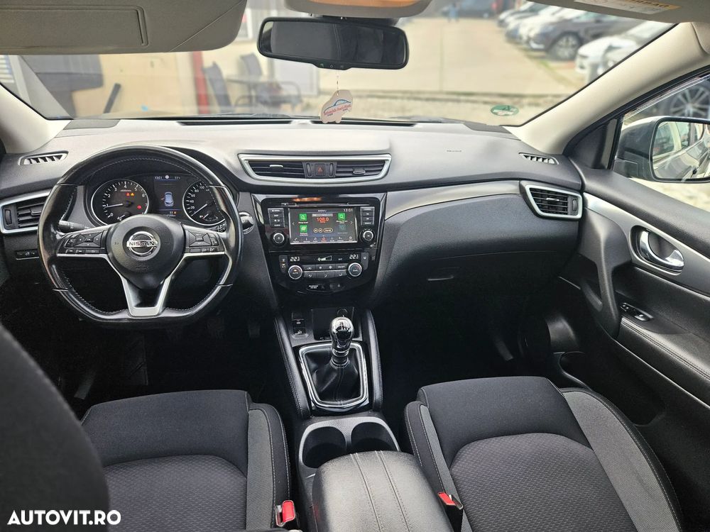 Nissan Qashqai 1.3 138CP 2WD Tekna - 24