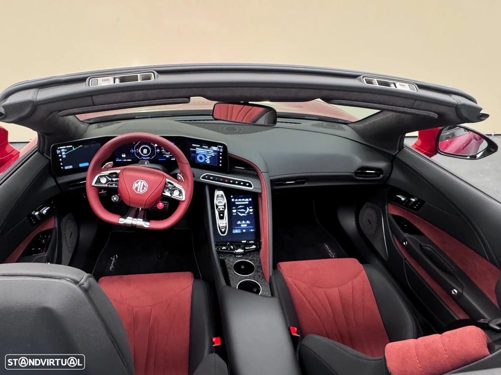 MG Cyberster 77 kWh GT - 14