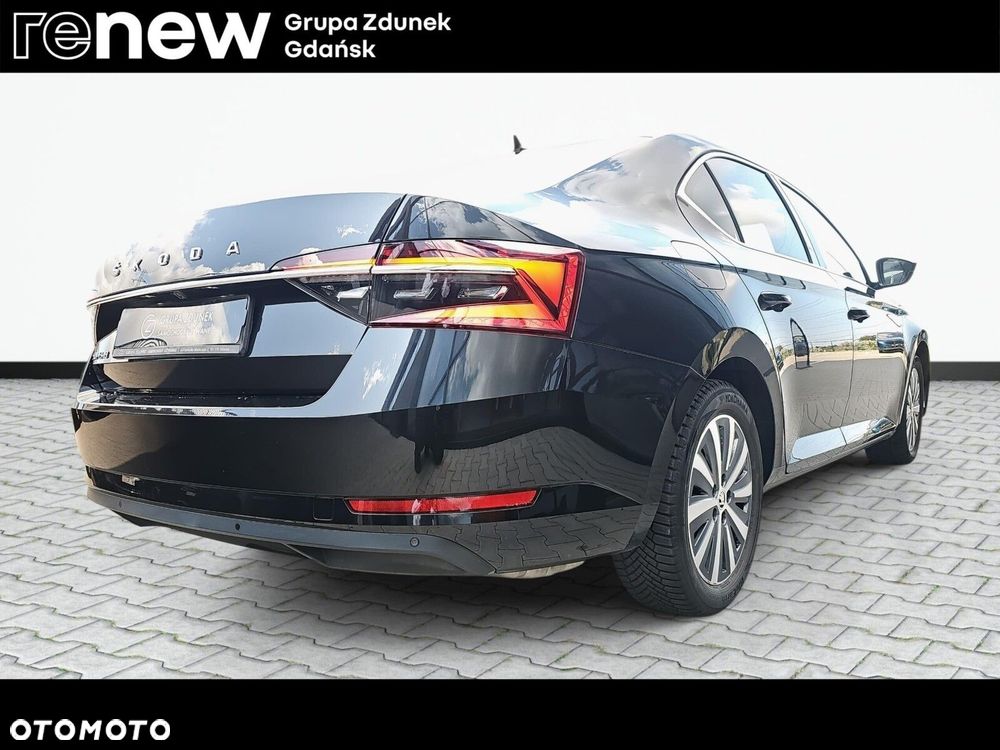 Skoda Superb - 11