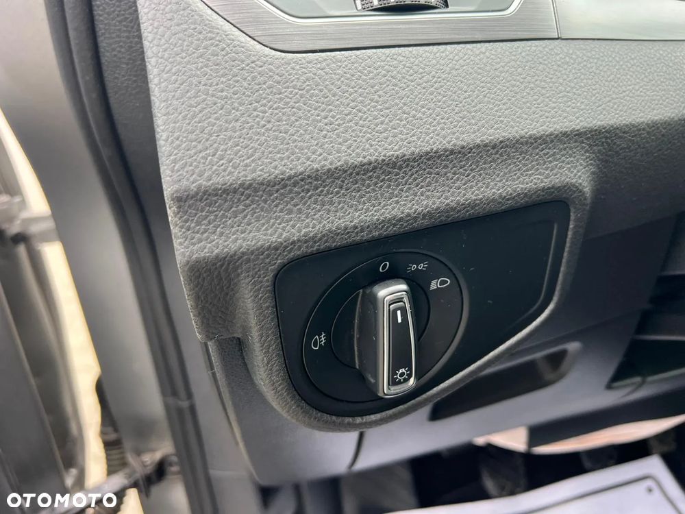Volkswagen Golf Sportsvan VII SV 1.0 TSI Comfortline - 17