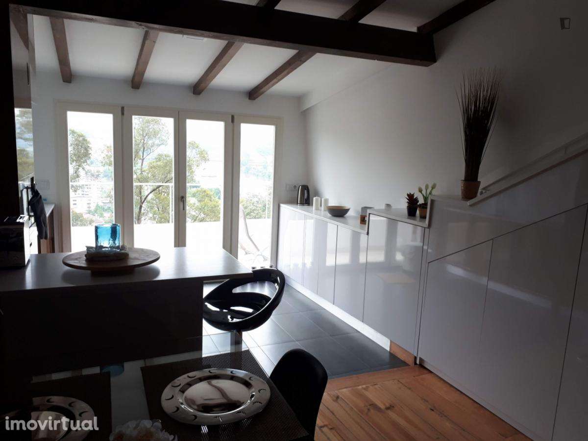 Apartamento com 1 quartos - localizado em Alta Universitária Coimbra - Grande imagem: 3/19