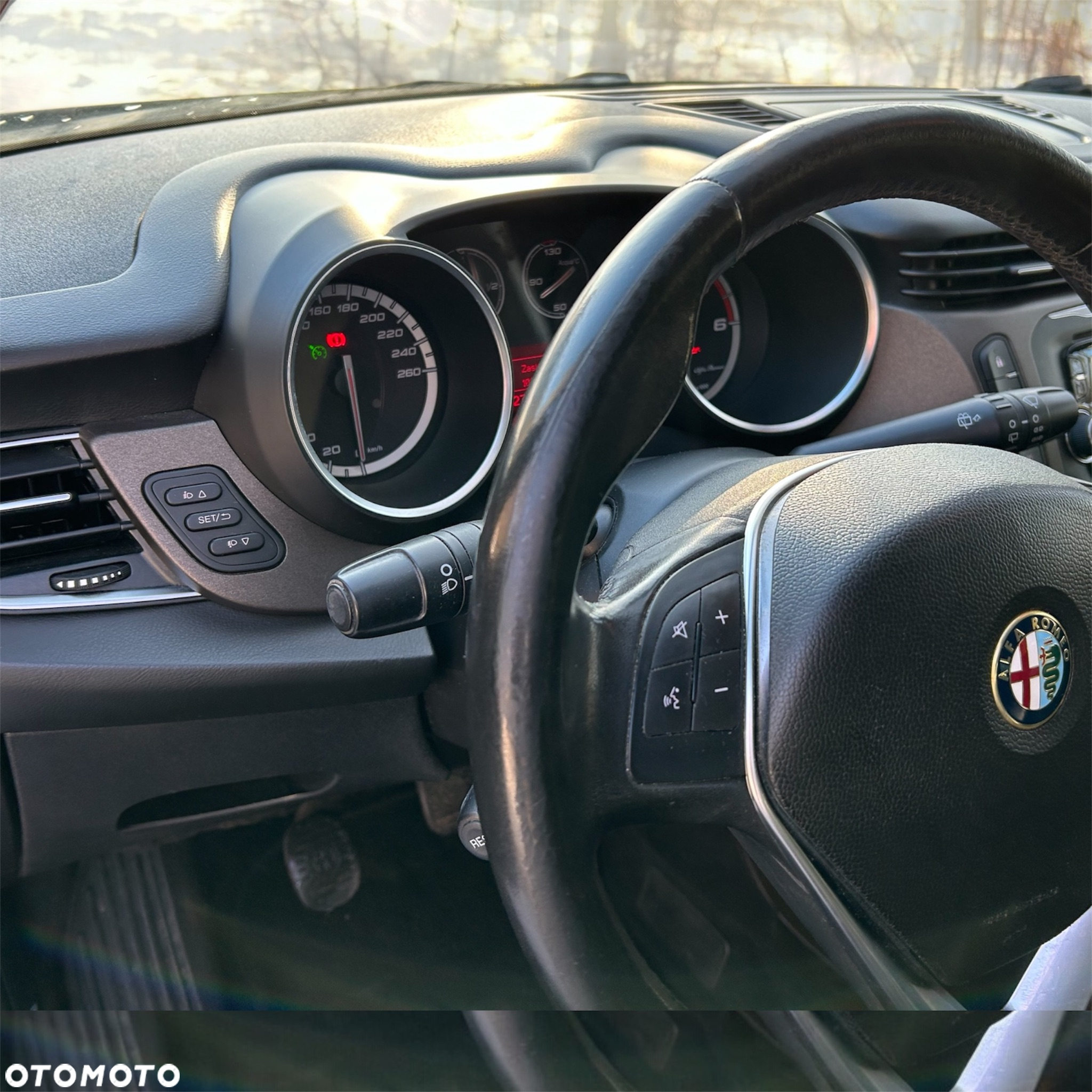Alfa Romeo Giulietta 2.0 JTDM Distinctive - 5