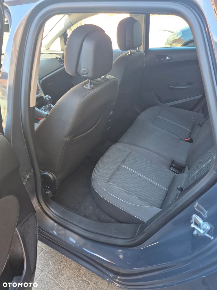 Opel Astra 1.6 D (CDTI) Start/Stop Edition - 8