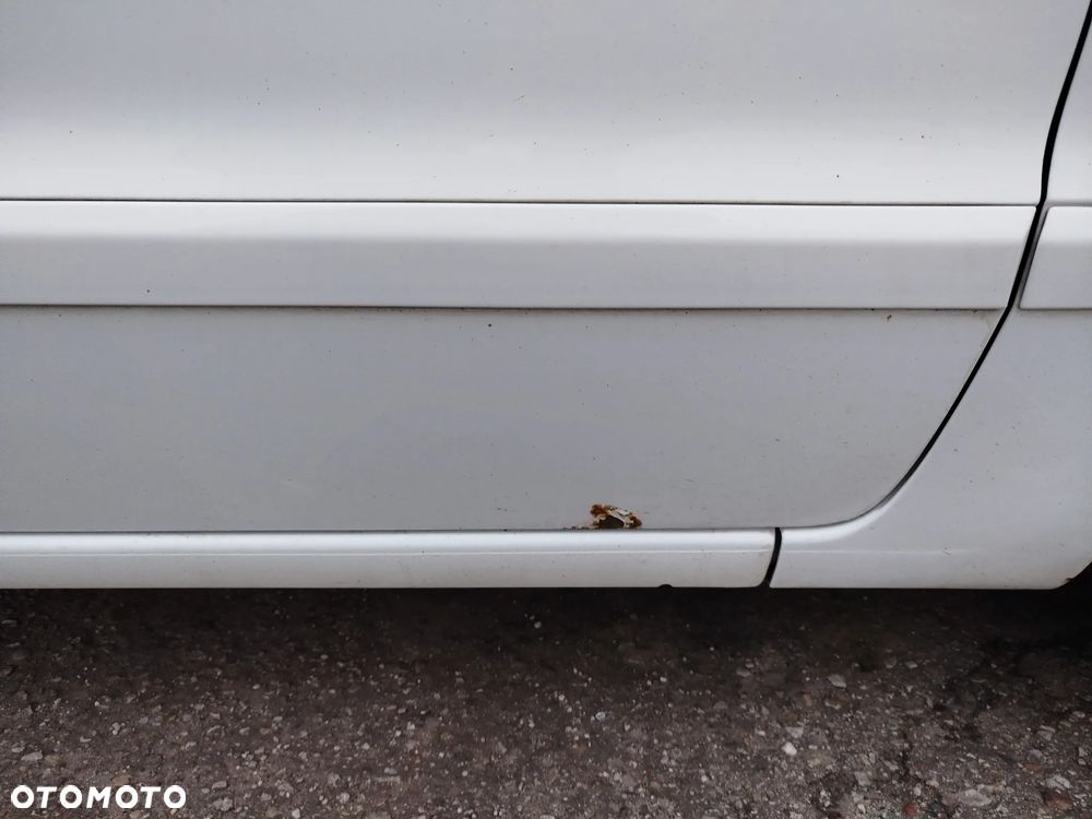 Ford S-Max - 17