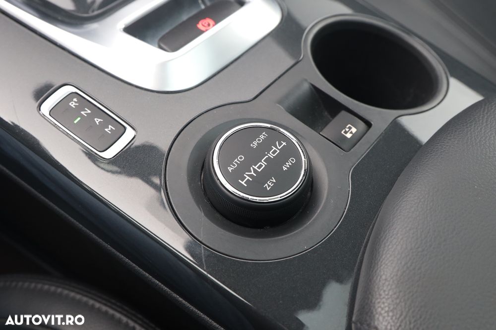 Peugeot 3008 HYbrid4 2.0 HDI FAP ETG + Electric - 22