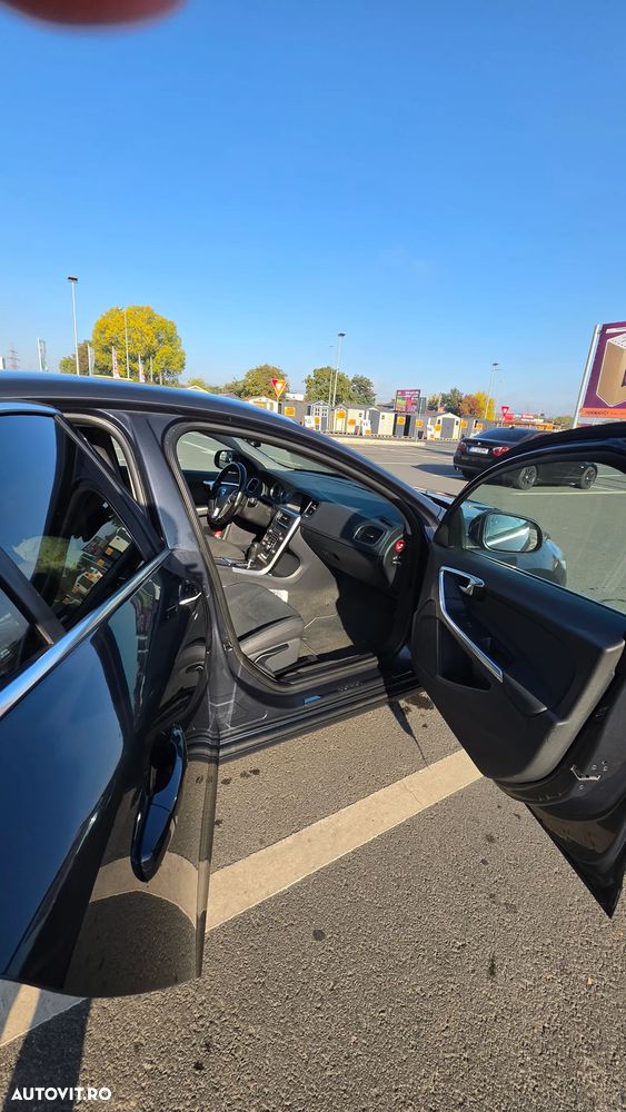 Volvo S60 D3 Start-Stop Kinetic - 8