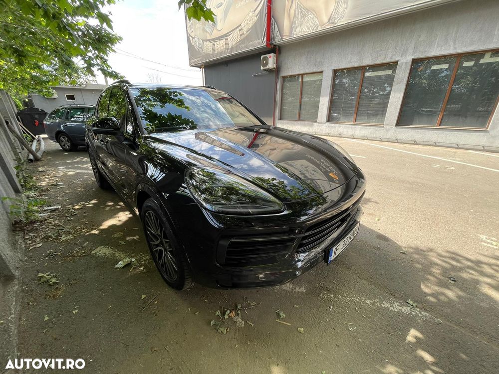 Porsche Cayenne S - 12