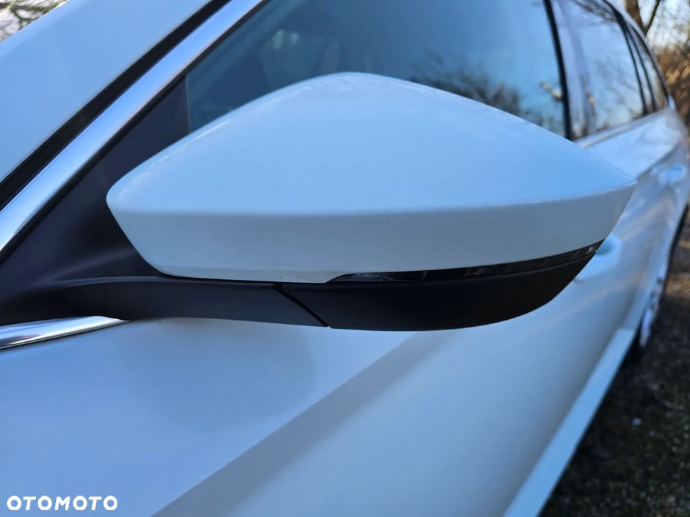 Skoda Superb 2.0 TDI DSG Ambition - 10